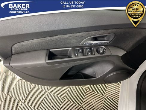 Used 2014 Chevrolet Cruze Diesel image 21