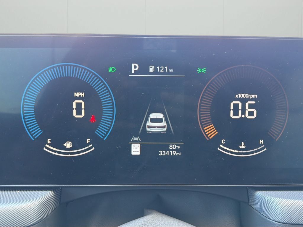 Used 2025 Hyundai Sonata SEL FWD image 34