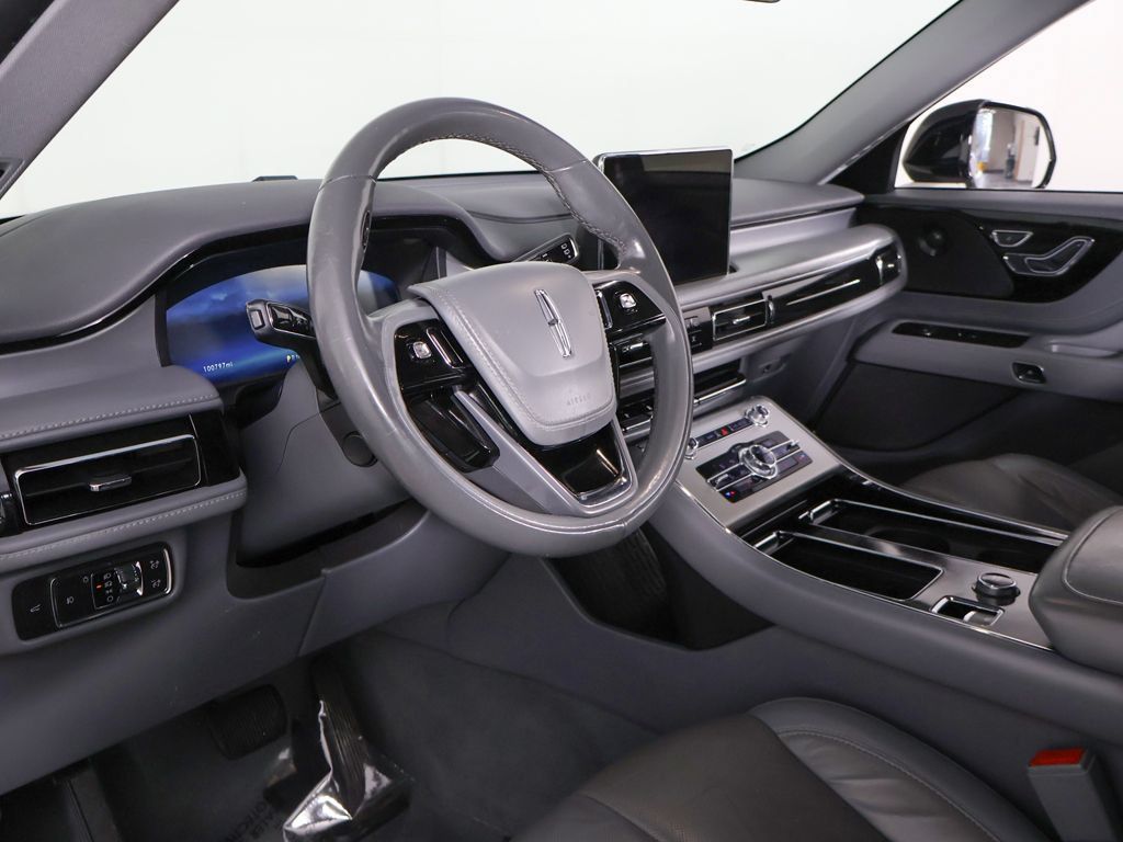 Used 2021 Lincoln Aviator Reserve RWD image 30