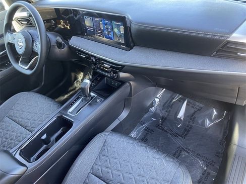 New 2026 Nissan Kicks SV image 10