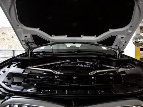 Certified 2023 BMW X6 xDrive40i w/ Premium Package image 31