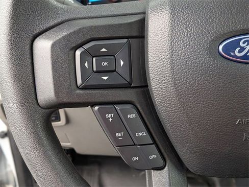 Used 2022 Ford F250 XL w/ Power Equipment Group image 16