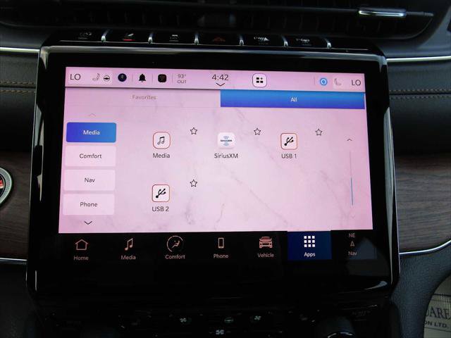 Certified 2024 Jeep Grand Cherokee Summit AWD/4WD image 50
