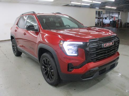 New 2026 GMC Terrain Elevation w/ Elevation Premium Package AWD/4WD image 3