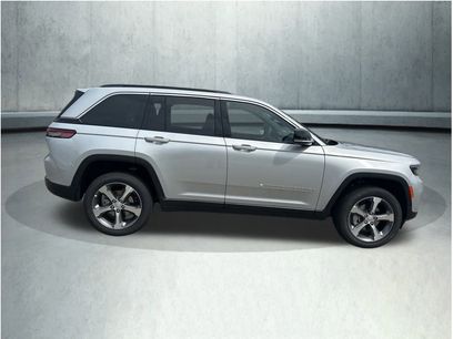 New 2025 Jeep Grand Cherokee Limited w/ Luxury Tech Group II