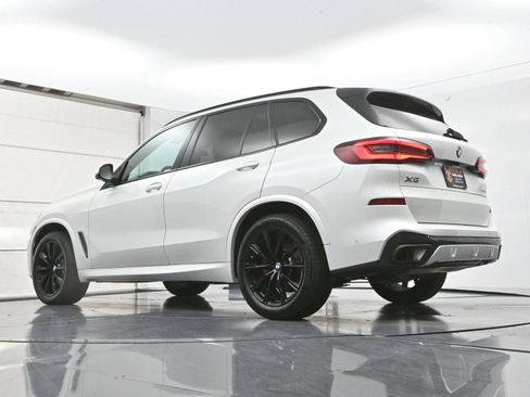 Used 2023 BMW X5 xDrive40i w/ M Sport Package image 31