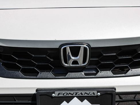 Used 2024 Honda Civic Sport Touring image 5