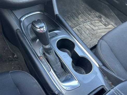 Used 2016 Chevrolet Malibu LT image 31