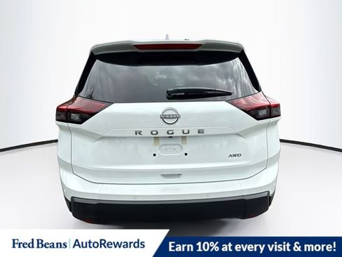 New 2026 Nissan Rogue SV image 5