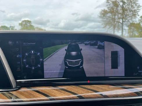 Used 2023 Cadillac Escalade ESV Premium Luxury Platinum image 33