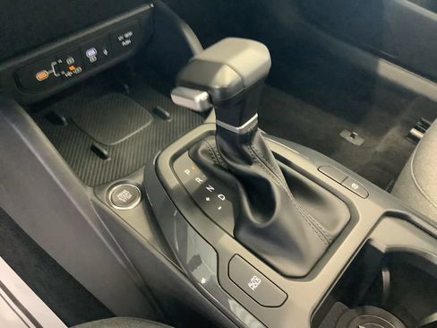 Certified 2025 Kia K4 EX FWD image 22