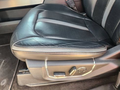 Used 2018 Ford F150 Platinum w/ Equipment Group 701A Luxury RWD image 23