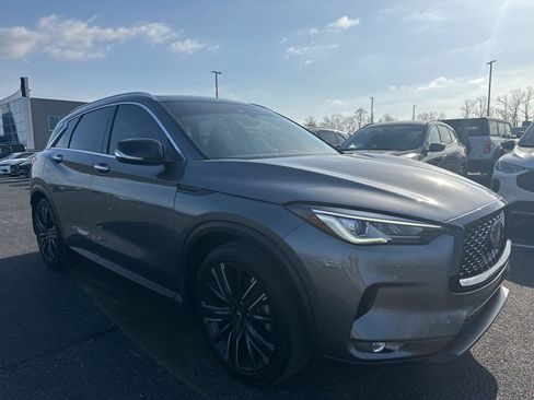 Used 2022 INFINITI QX50 Luxe w/ Appearance Package image 2