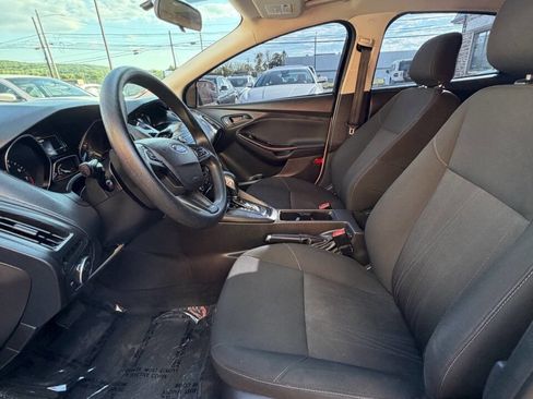 Used 2018 Ford Focus S FWD image 20