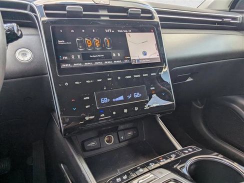 Used 2022 Hyundai Tucson Limited image 18