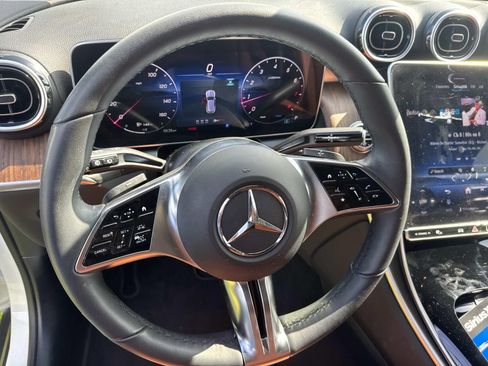 Used 2026 Mercedes-Benz GLC 300 4MATIC image 22