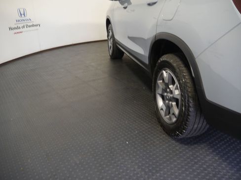 Used 2023 Honda Passport TrailSport image 11