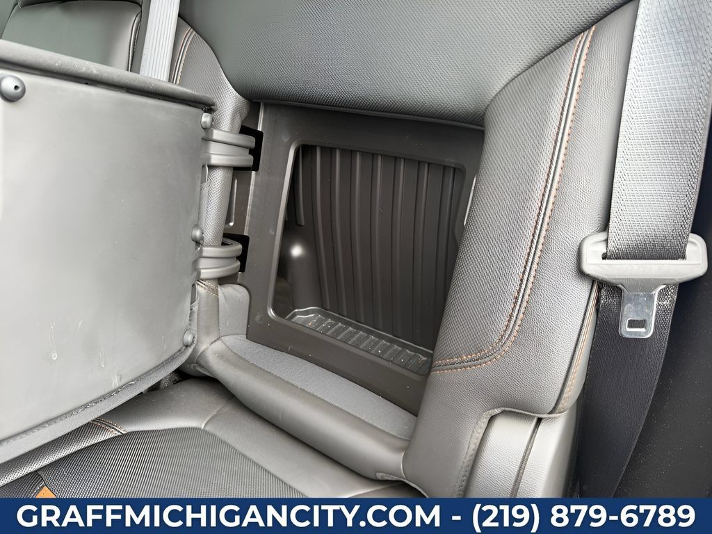Used 2019 GMC Sierra 1500 AT4 w/ AT4 Premium Package AWD/4WD image 28
