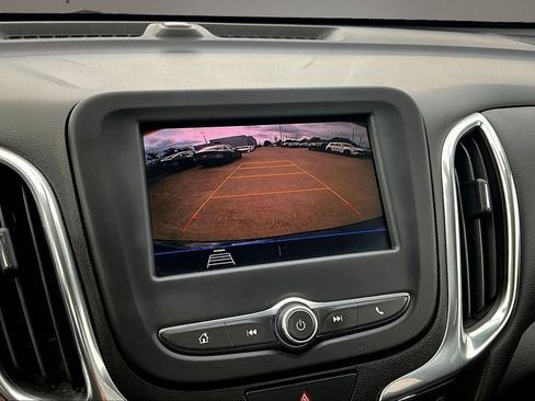 Used 2020 Chevrolet Equinox LT FWD image 14