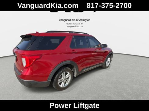 Used 2020 Ford Explorer XLT RWD image 9