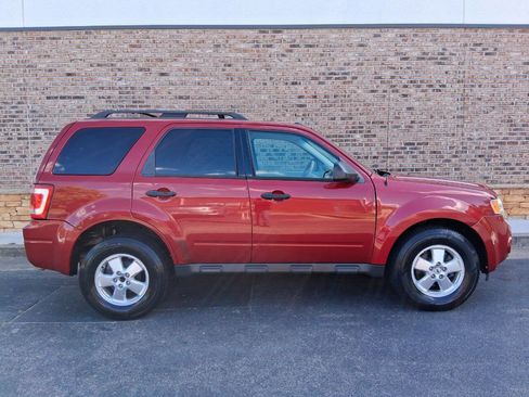 Used 2011 Ford Escape XLT FWD image 6