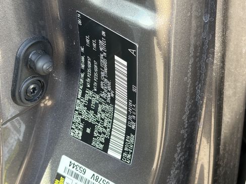 Used 2014 Toyota Sienna XLE FWD image 9