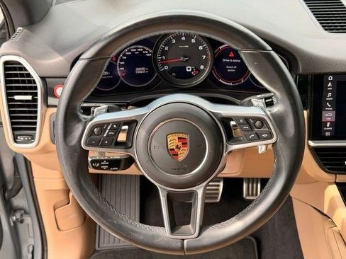 Used 2021 Porsche Cayenne S AWD/4WD image 16