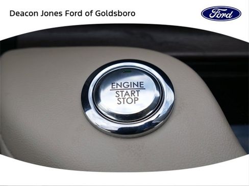 Used 2023 Lincoln Aviator Reserve w/ Equipment Group 201A image 20