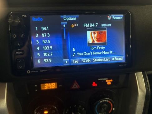 Used 2017 Toyota 86 image 21