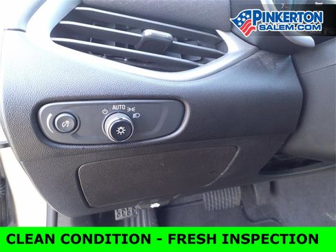 Used 2022 Chevrolet Malibu LS image 16