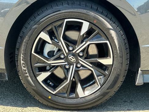 Used 2024 Hyundai Sonata SEL FWD image 31