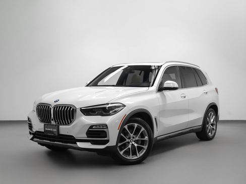 Used 2019 BMW X5 xDrive40i w/ Premium Package 2 AWD/4WD image 1