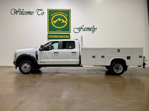 Used 2023 Ford F450 XL image 5