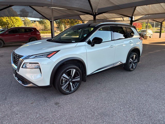 Used 2023 Nissan Rogue SL AWD/4WD image 2