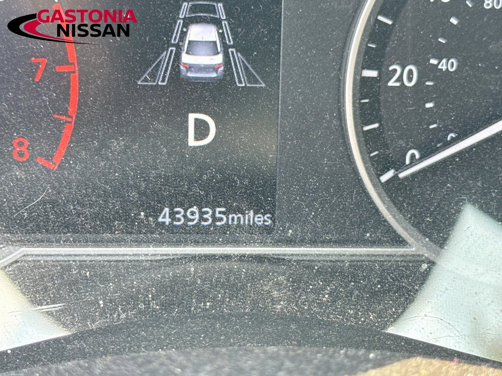 Used 2024 Nissan Versa SR FWD image 14