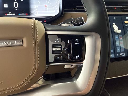 New 2026 Land Rover Range Rover SE AWD/4WD image 33
