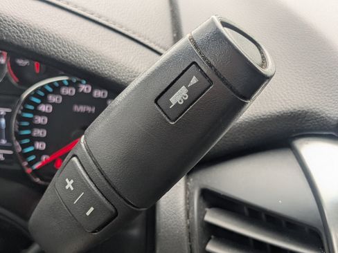 Used 2019 Chevrolet Tahoe LT image 30