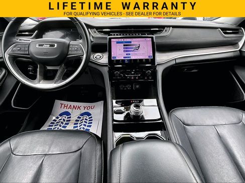 Used 2021 Jeep Grand Cherokee L Limited AWD/4WD image 16
