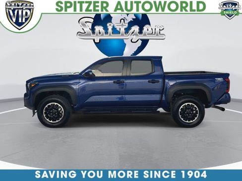 Used 2025 Toyota Tacoma TRD Off-Road AWD/4WD image 6