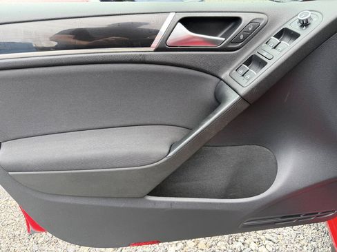 Used 2013 Volkswagen GTI Driver's Edition FWD image 14