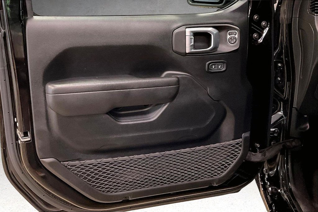 Used 2022 Jeep Wrangler Unlimited Sport AWD/4WD image 21