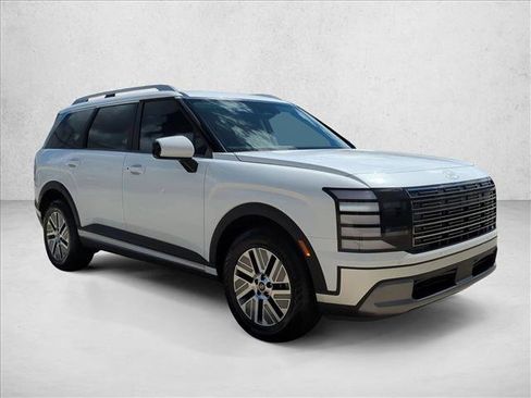 Used 2026 Hyundai Palisade FWD Hybrid image 3