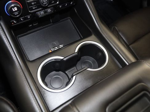 Used 2023 Chevrolet Tahoe High Country w/ Premium Package 2 image 33