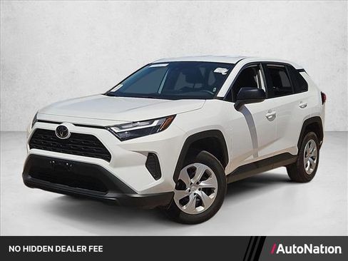 Used 2025 Toyota RAV4 LE AWD/4WD image 1