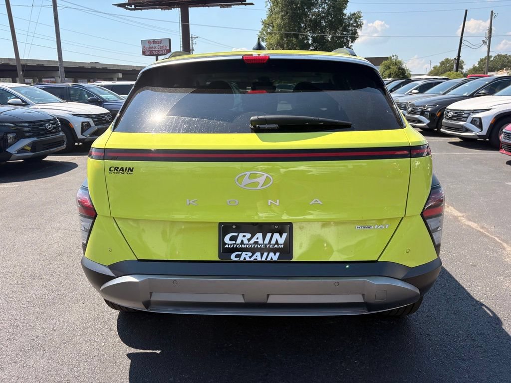 Used 2025 Hyundai Kona Limited AWD/4WD image 5