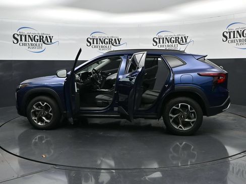 Used 2024 Chevrolet Trax LT w/ Driver Confidence Package FWD image 37