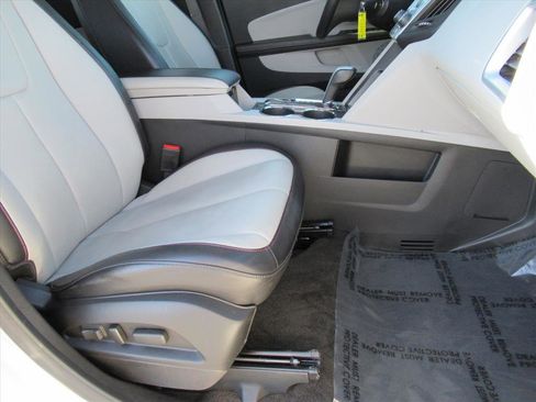 Used 2015 Chevrolet Equinox LTZ image 9