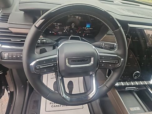 New 2026 GMC Acadia Denali Ultimate w/ LPO, Floor Liner Package AWD/4WD image 12