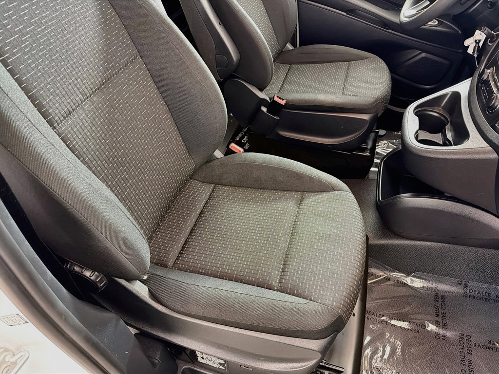 Used 2022 Mercedes-Benz Metris image 20