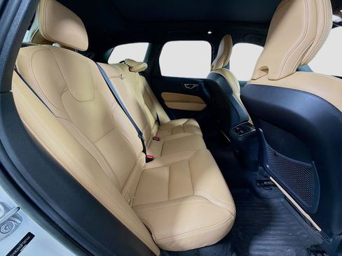 Used 2023 Volvo XC60 B6 Ultimate w/ Protection Package Premier AWD/4WD image 27